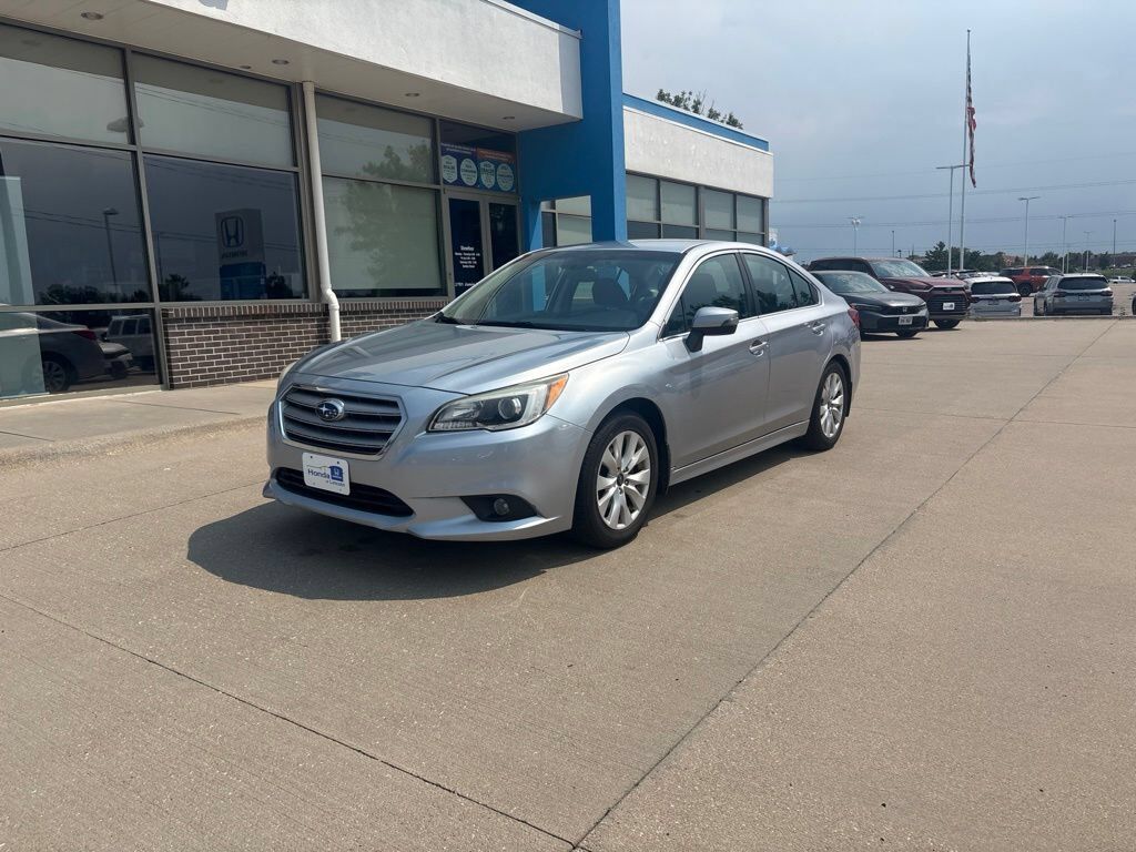 2015 SUBARU Legacy