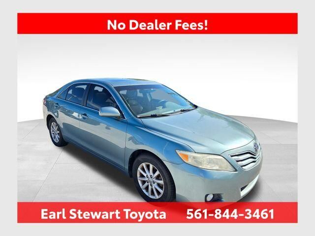2010 TOYOTA Camry