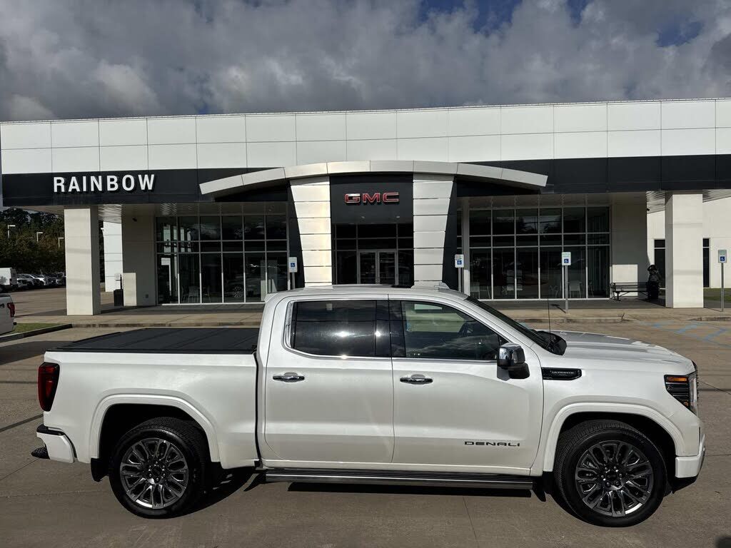 2024 GMC Sierra