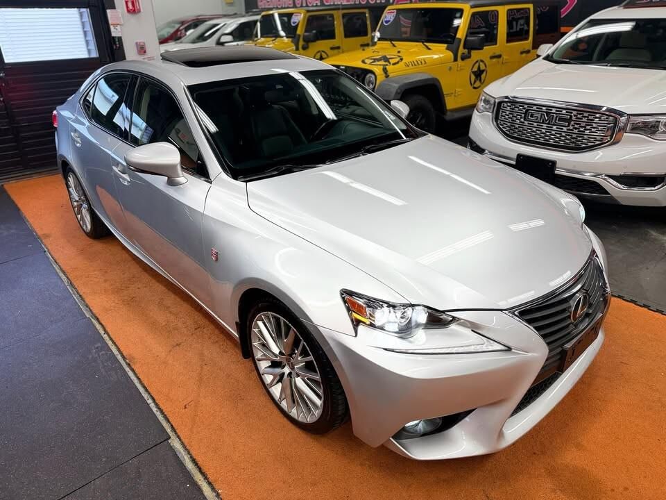 2015 LEXUS IS