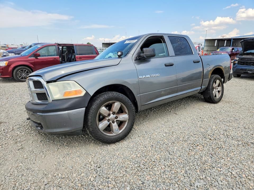 2011 DODGE Ram