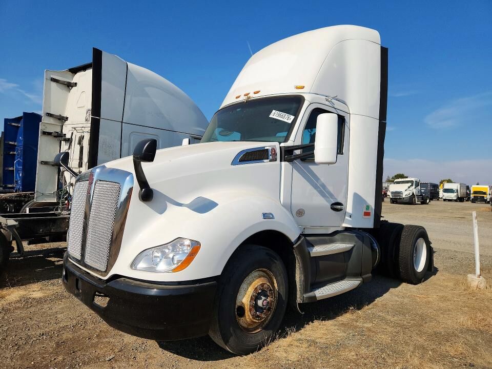 2016 KENWORTH T680