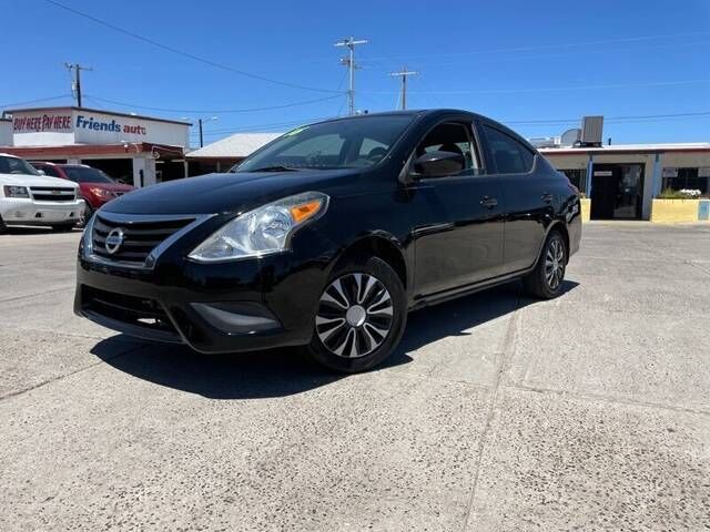 2016 NISSAN Versa
