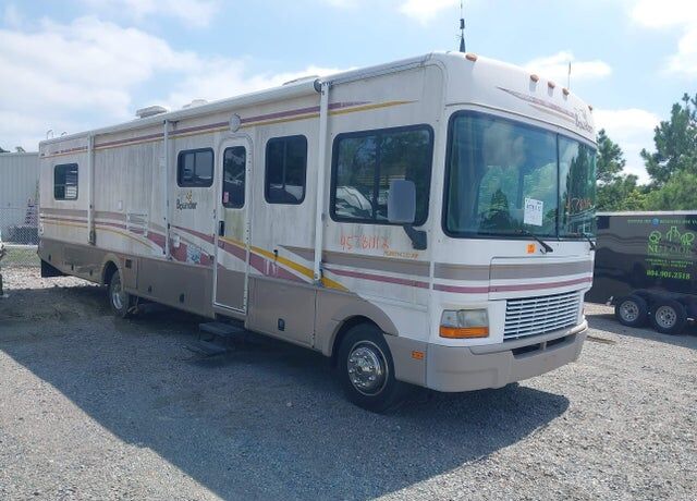 2002 WORKHORSE W22