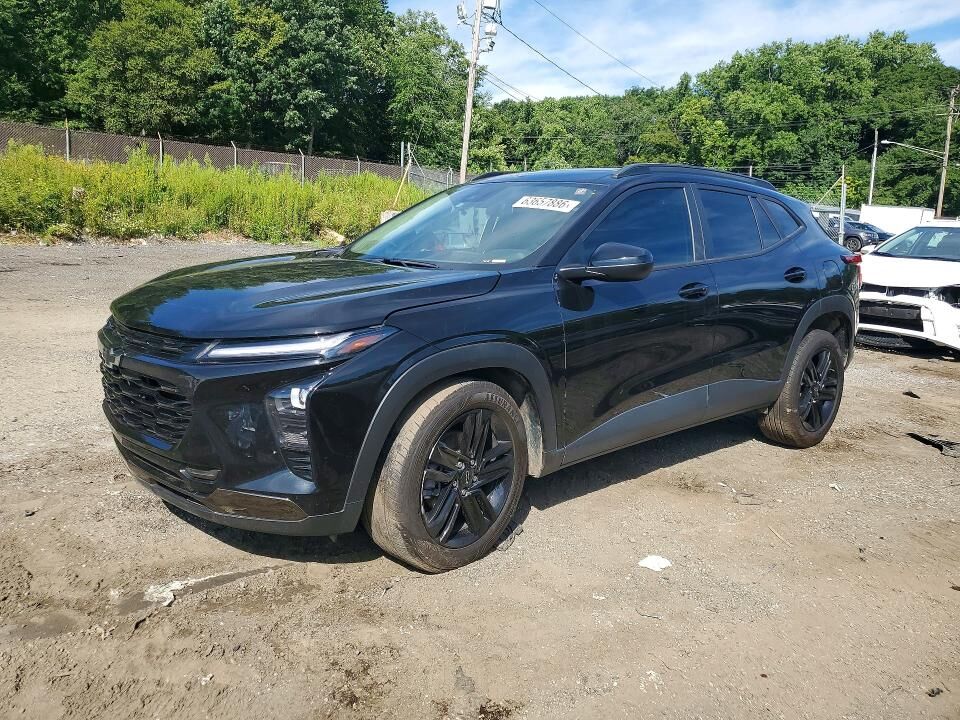 2025 CHEVROLET Trax