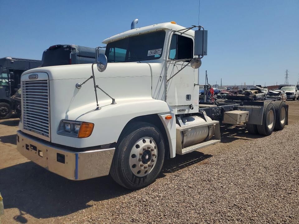 2000 FREIGHTLINER Long Conv.