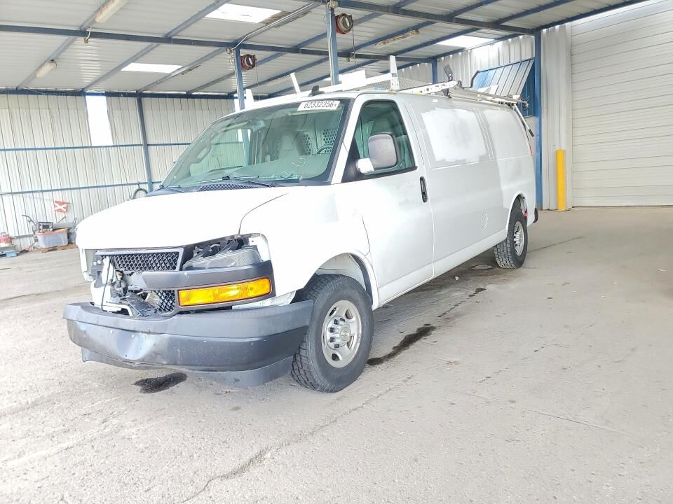 2020 CHEVROLET Express