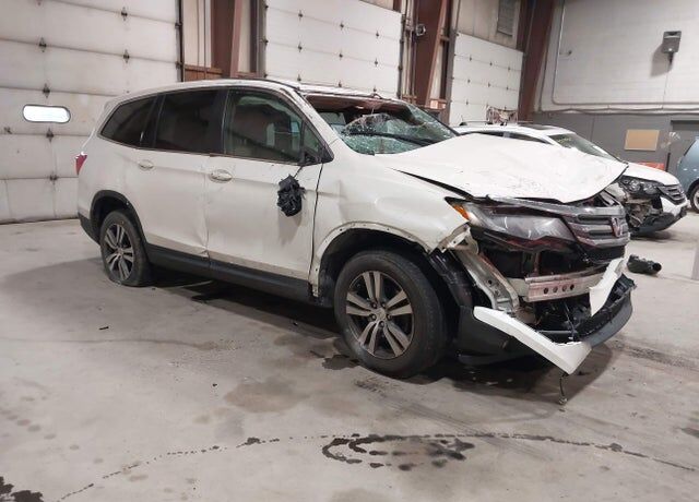 2016 HONDA Pilot