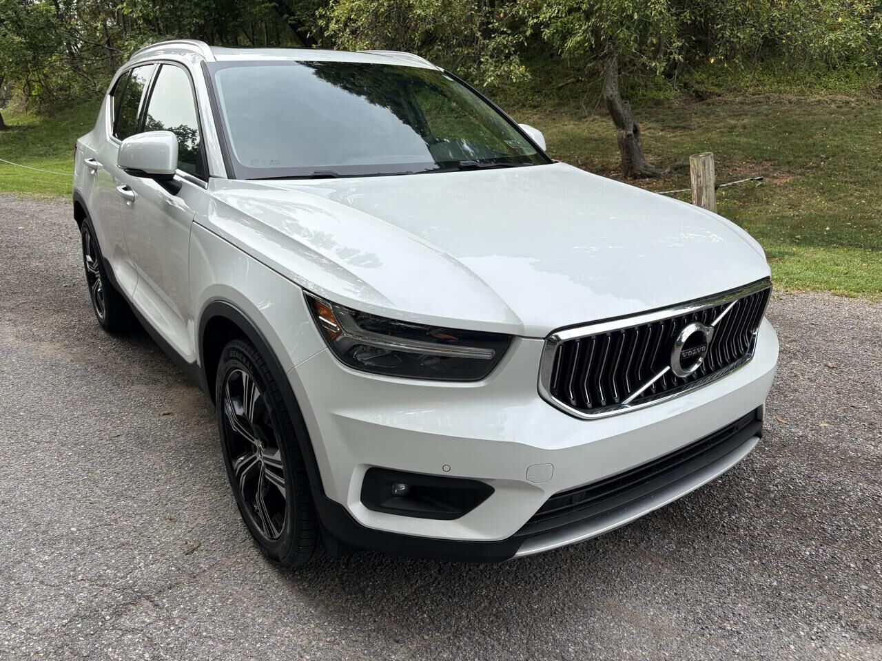 2020 VOLVO XC40