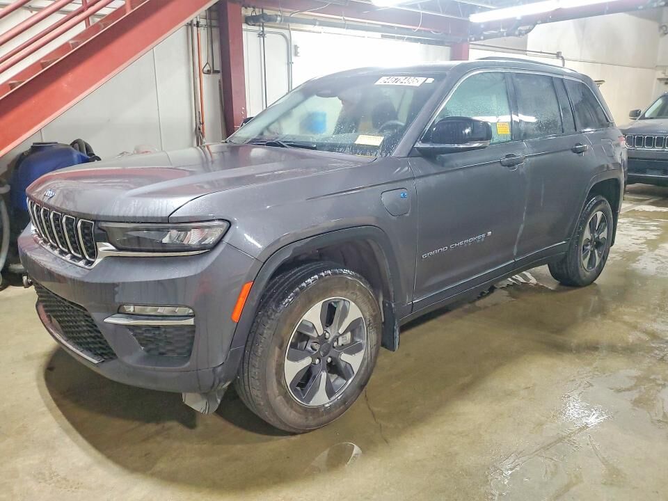2022 JEEP Grand Cherokee