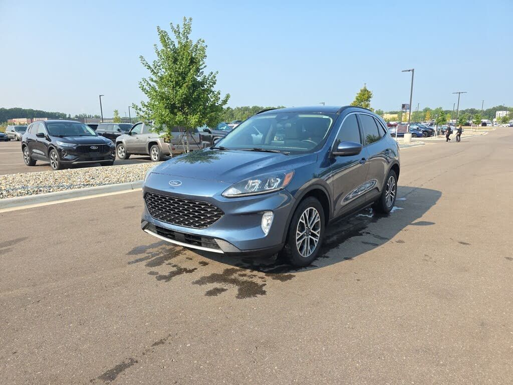 2020 FORD Escape