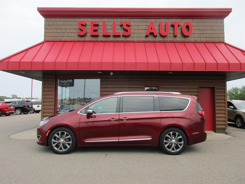2017 CHRYSLER Pacifica
