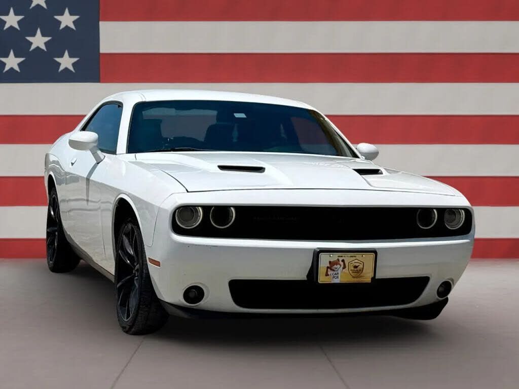 2016 DODGE Challenger