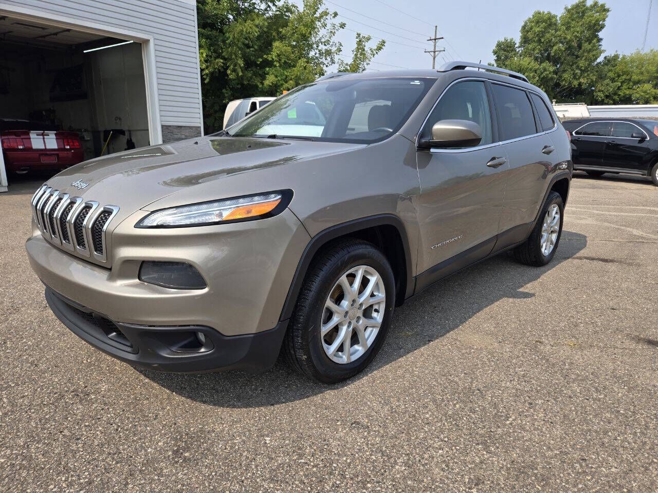 2017 JEEP Cherokee