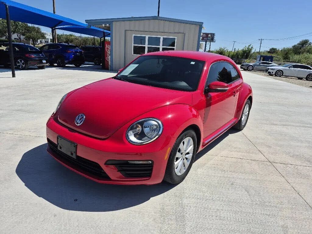 2019 VOLKSWAGEN Beetle