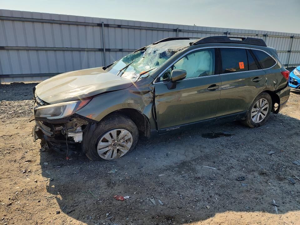 2018 SUBARU Outback