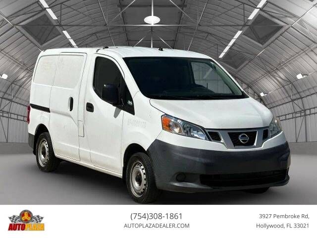 2016 NISSAN NV200