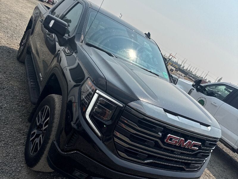 2023 GMC Sierra