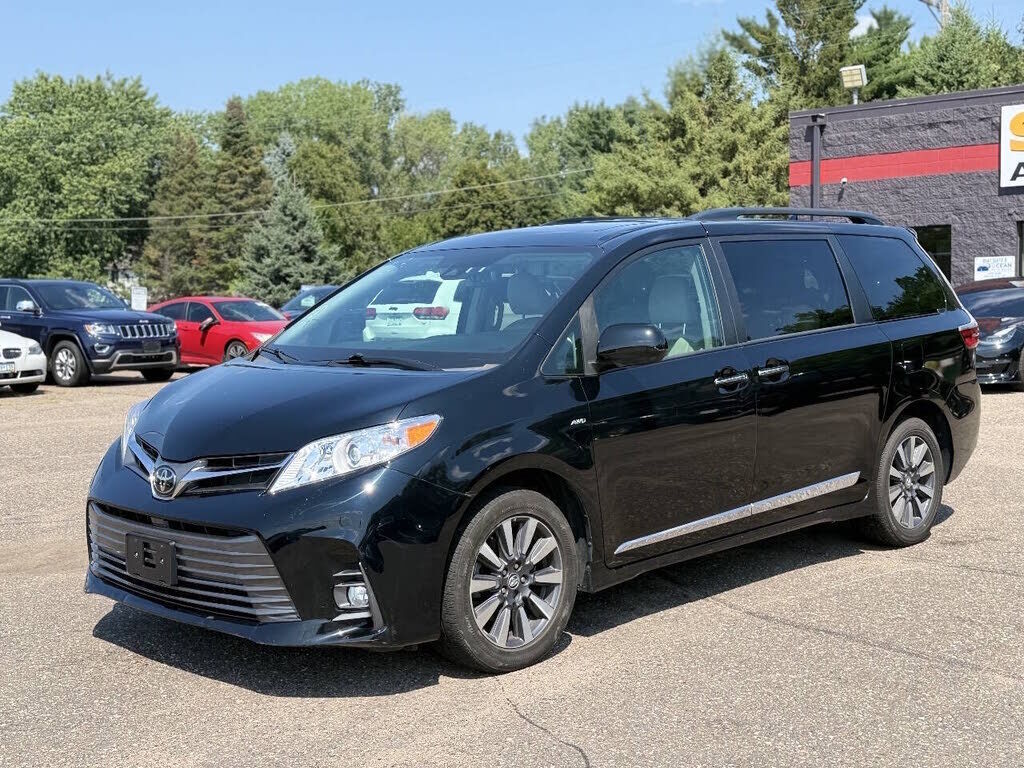 2020 TOYOTA Sienna