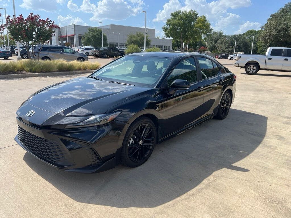 2025 TOYOTA Camry