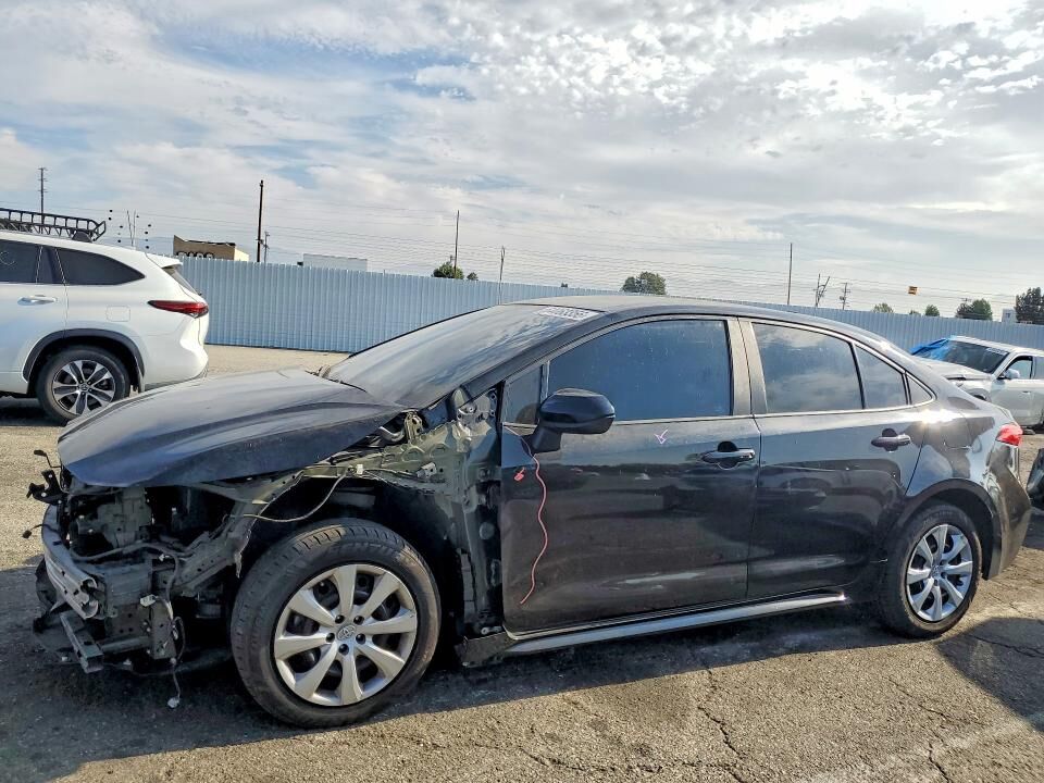 2022 TOYOTA Corolla