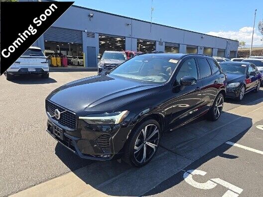 2023 VOLVO XC60
