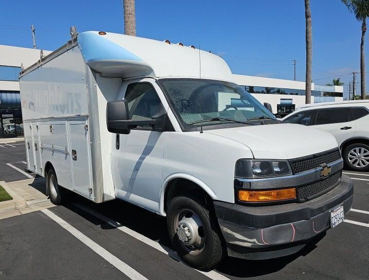 2020 CHEVROLET Express