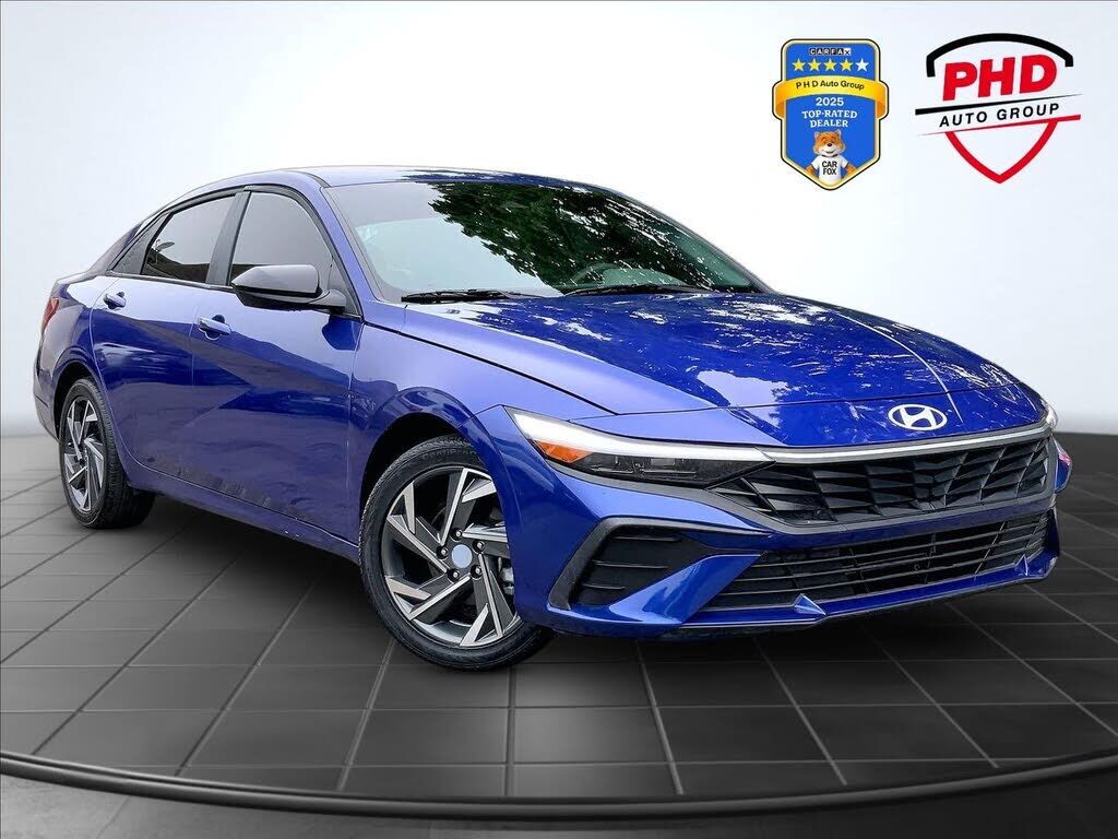 2025 HYUNDAI Elantra