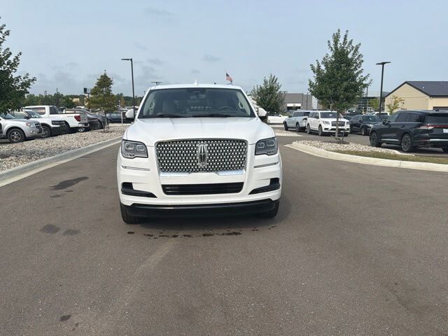 2024 LINCOLN Navigator