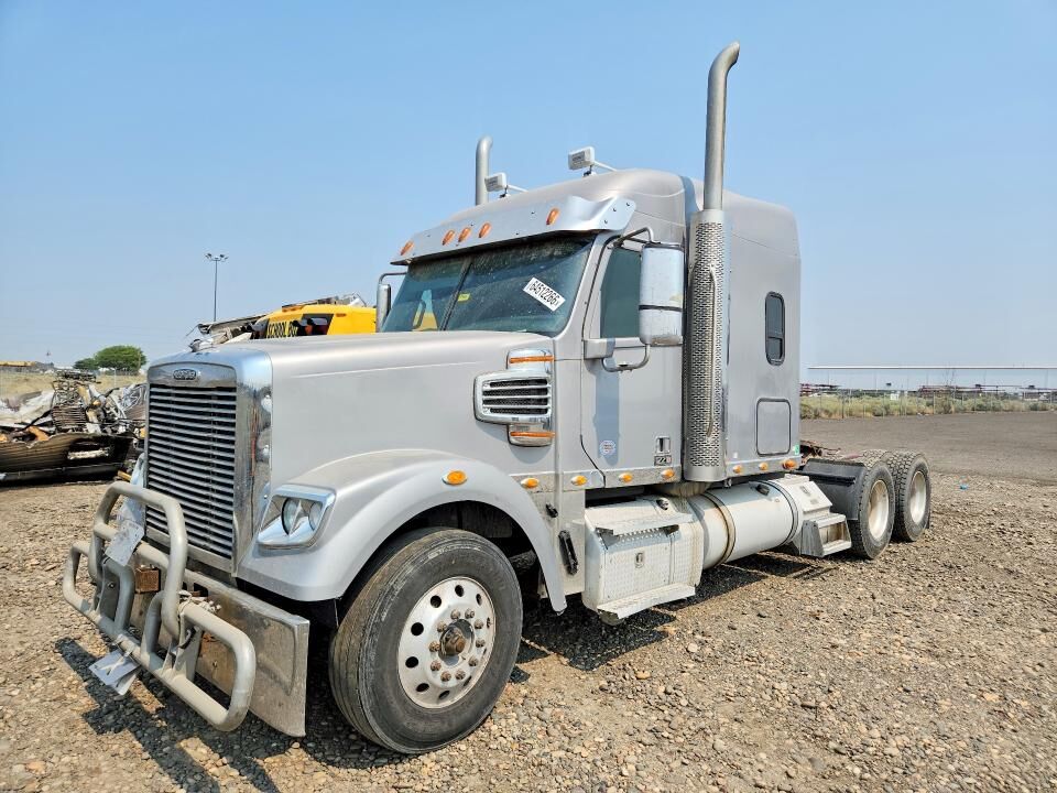2020 FREIGHTLINER SD122