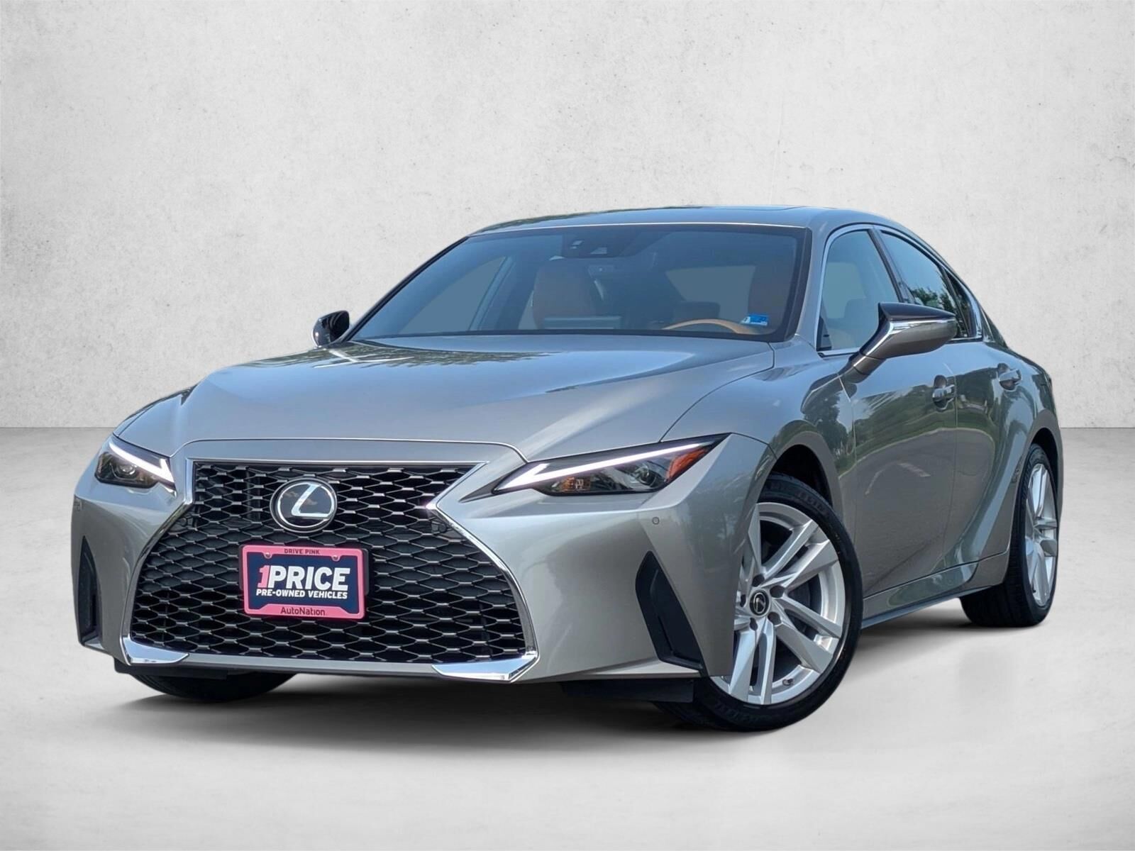 2021 LEXUS IS