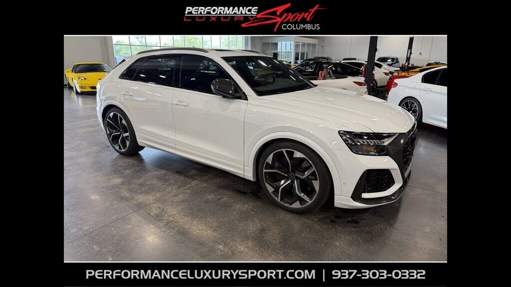 2024 AUDI RS Q8