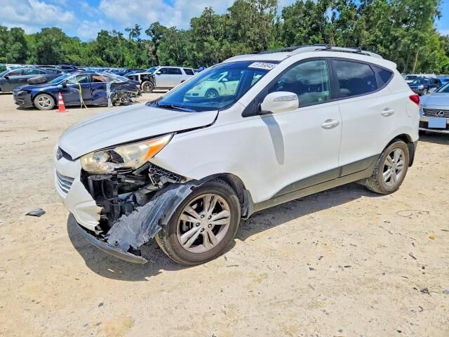 2013 HYUNDAI Tucson