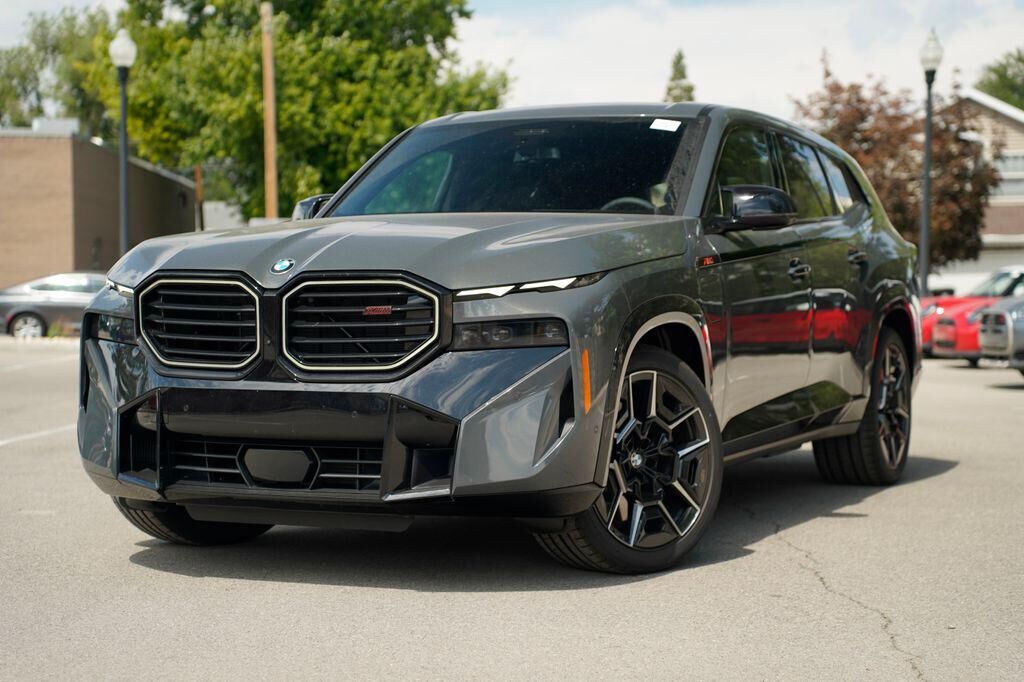 2026 BMW XM