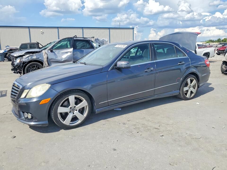 2010 MERCEDES-BENZ E-Class