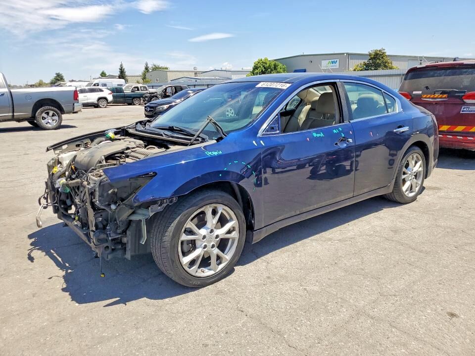 2013 NISSAN Maxima
