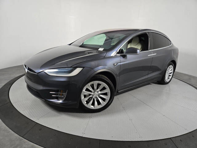 2019 TESLA Model X