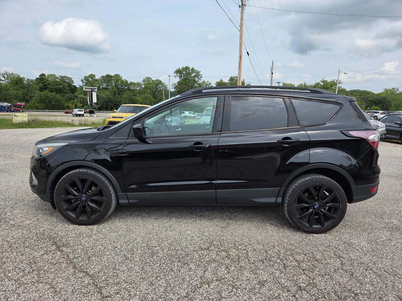 2017 FORD Escape