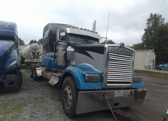 2005 KENWORTH W900