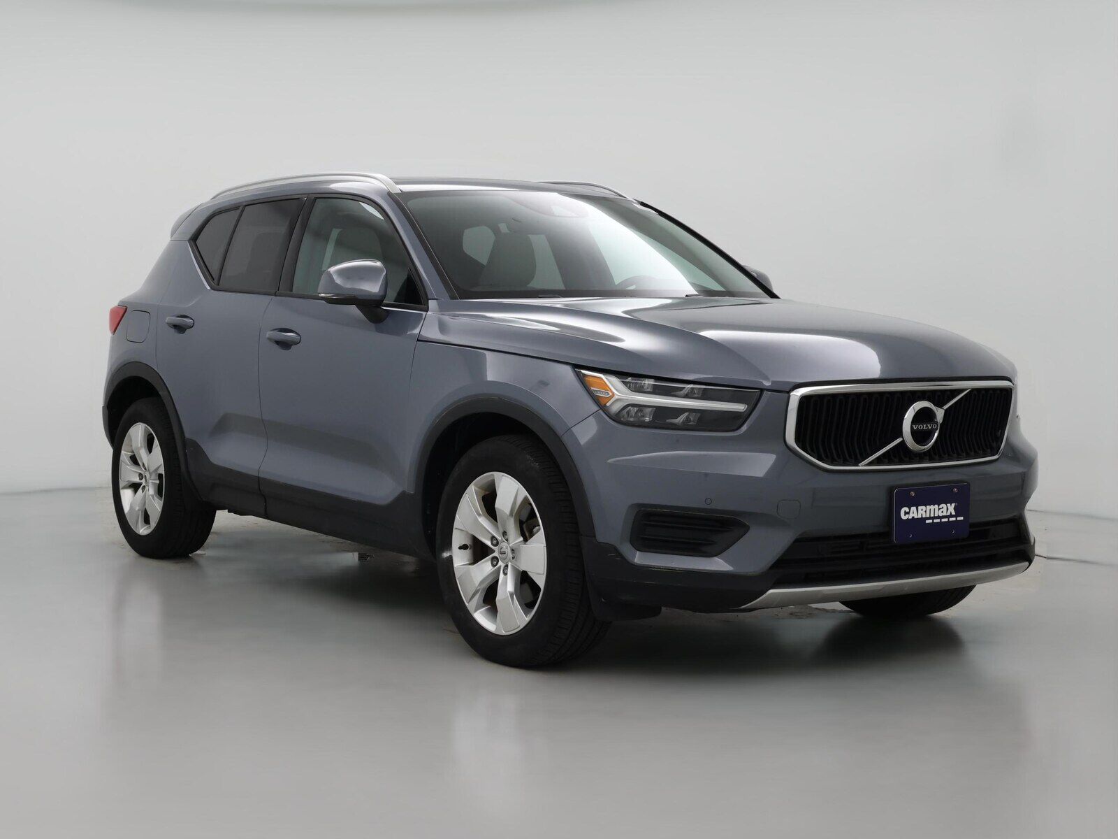 2020 VOLVO XC40