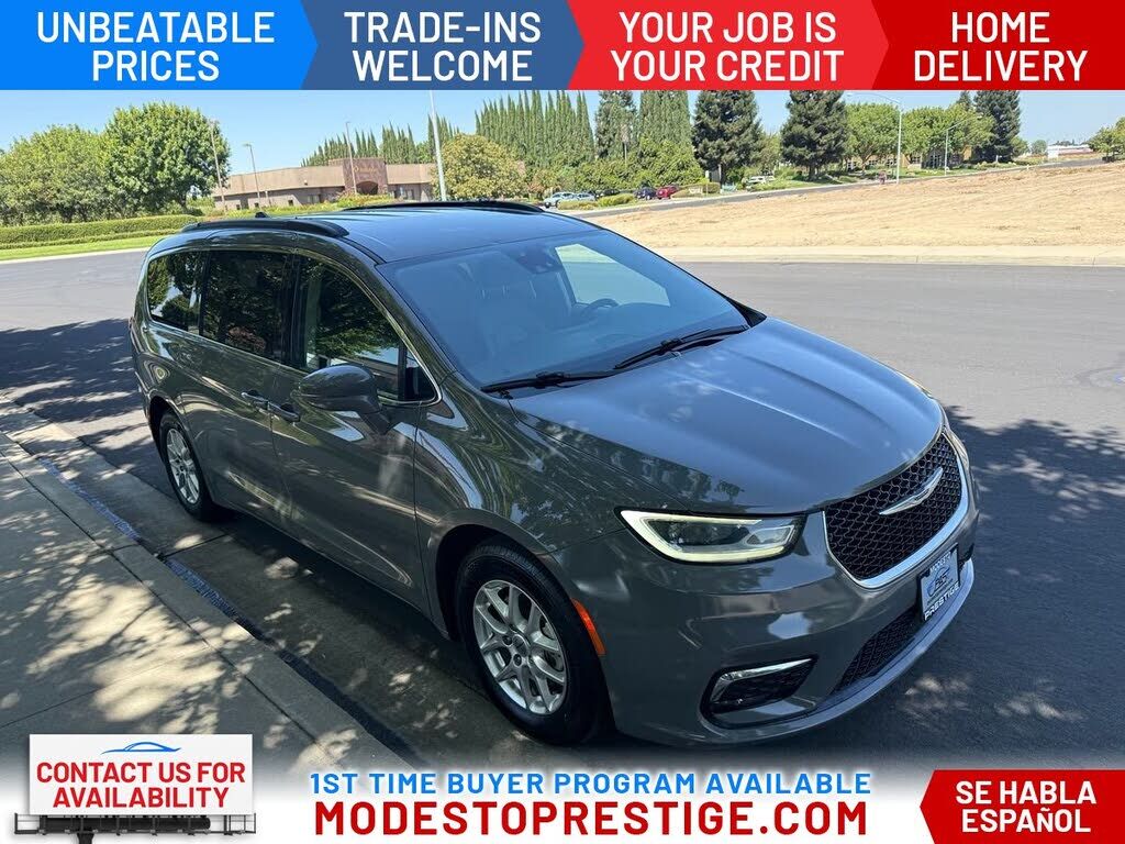 2022 CHRYSLER Pacifica
