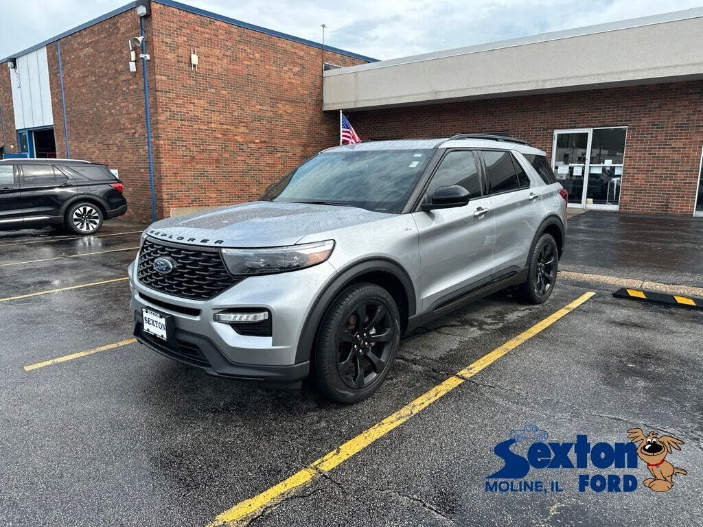 2023 FORD Explorer