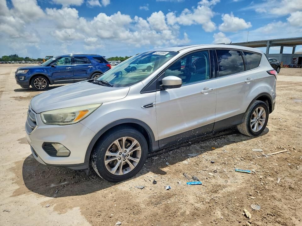 2017 FORD Escape
