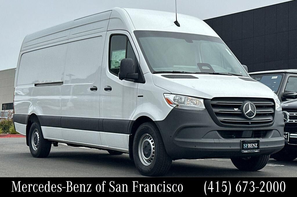 2025 MERCEDES-BENZ eSprinter