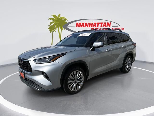 2023 TOYOTA Highlander