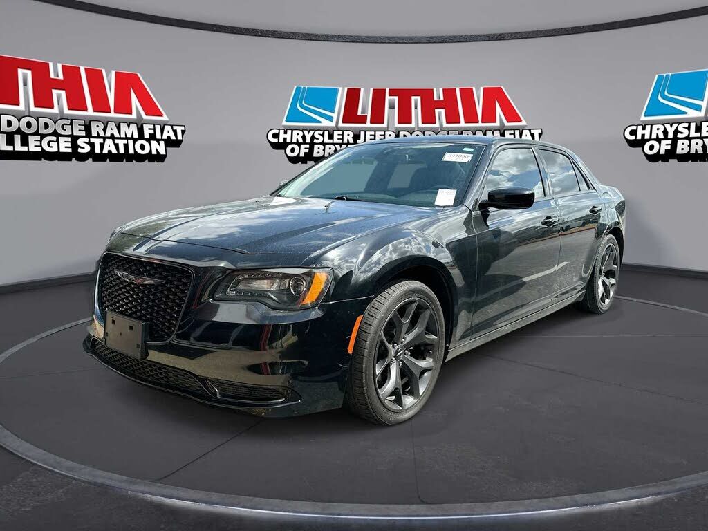 2020 CHRYSLER 300