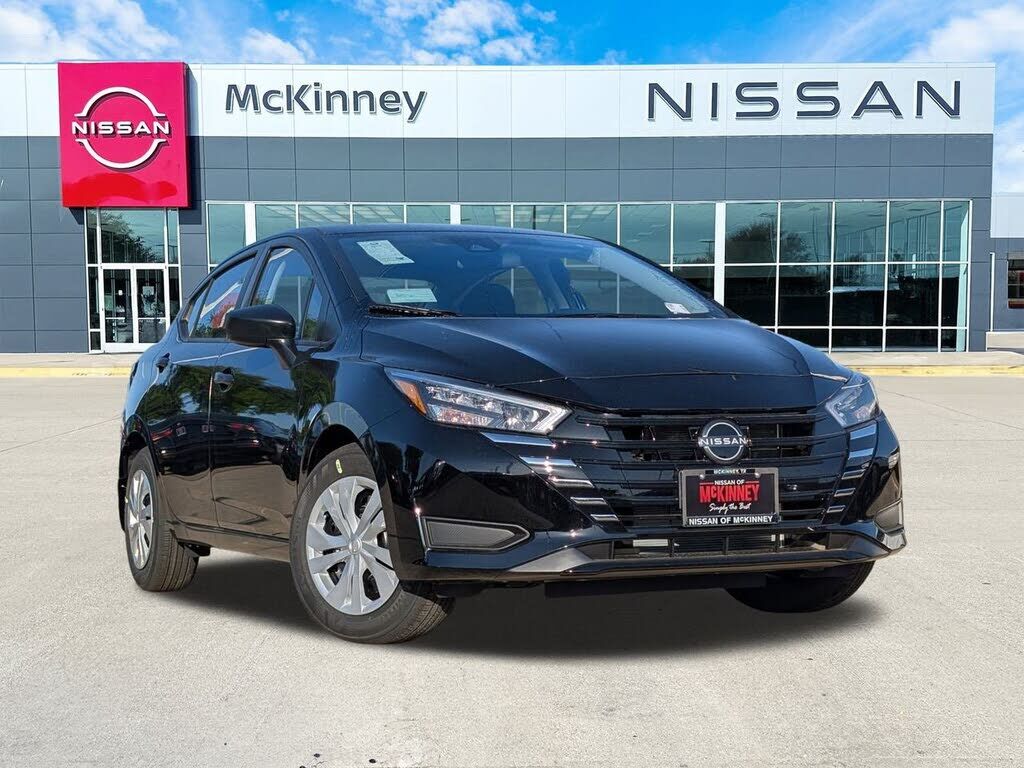 2025 NISSAN Versa