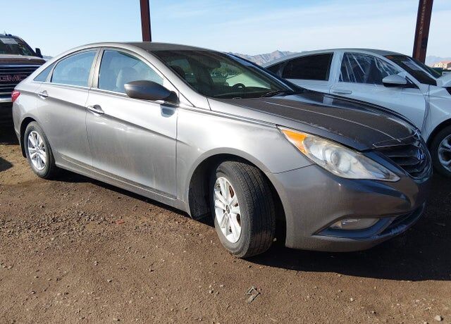 2013 HYUNDAI Sonata