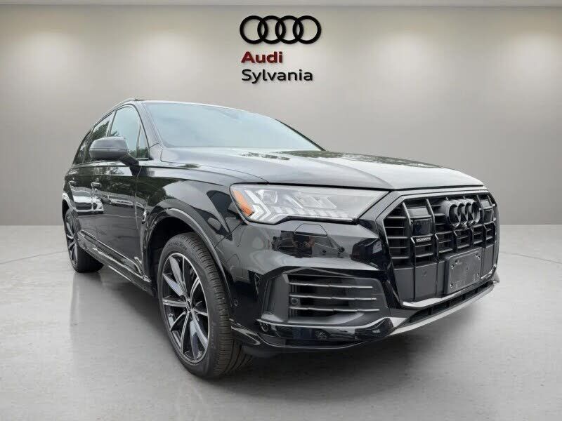 2023 AUDI Q7