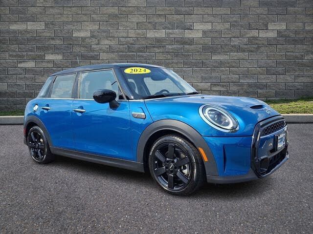 2024 MINI Hardtop